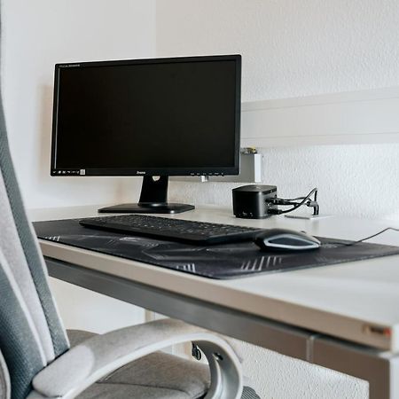 Blissplace 3 Zi Premium Apartment Nahe Getec Arena Mit Kingsize Betten Und Balkon Magdeburg Eksteriør bilde