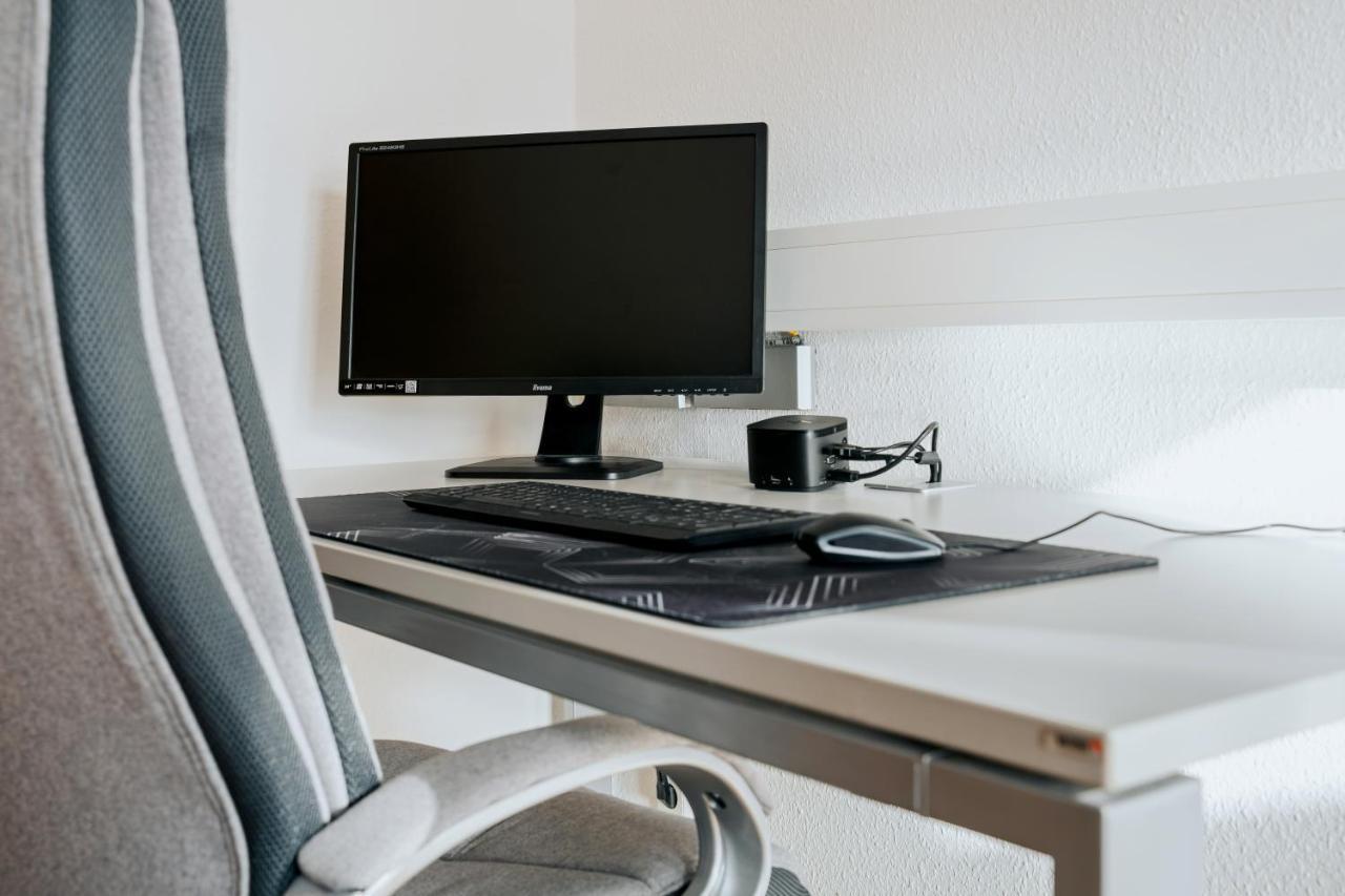Blissplace 3 Zi Premium Apartment Nahe Getec Arena Mit Kingsize Betten Und Balkon Magdeburg Eksteriør bilde