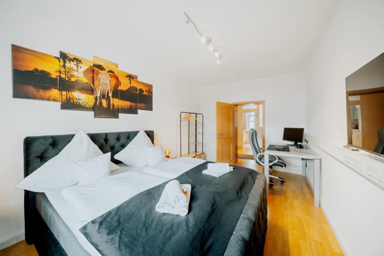 Blissplace 3 Zi Premium Apartment Nahe Getec Arena Mit Kingsize Betten Und Balkon Magdeburg Eksteriør bilde