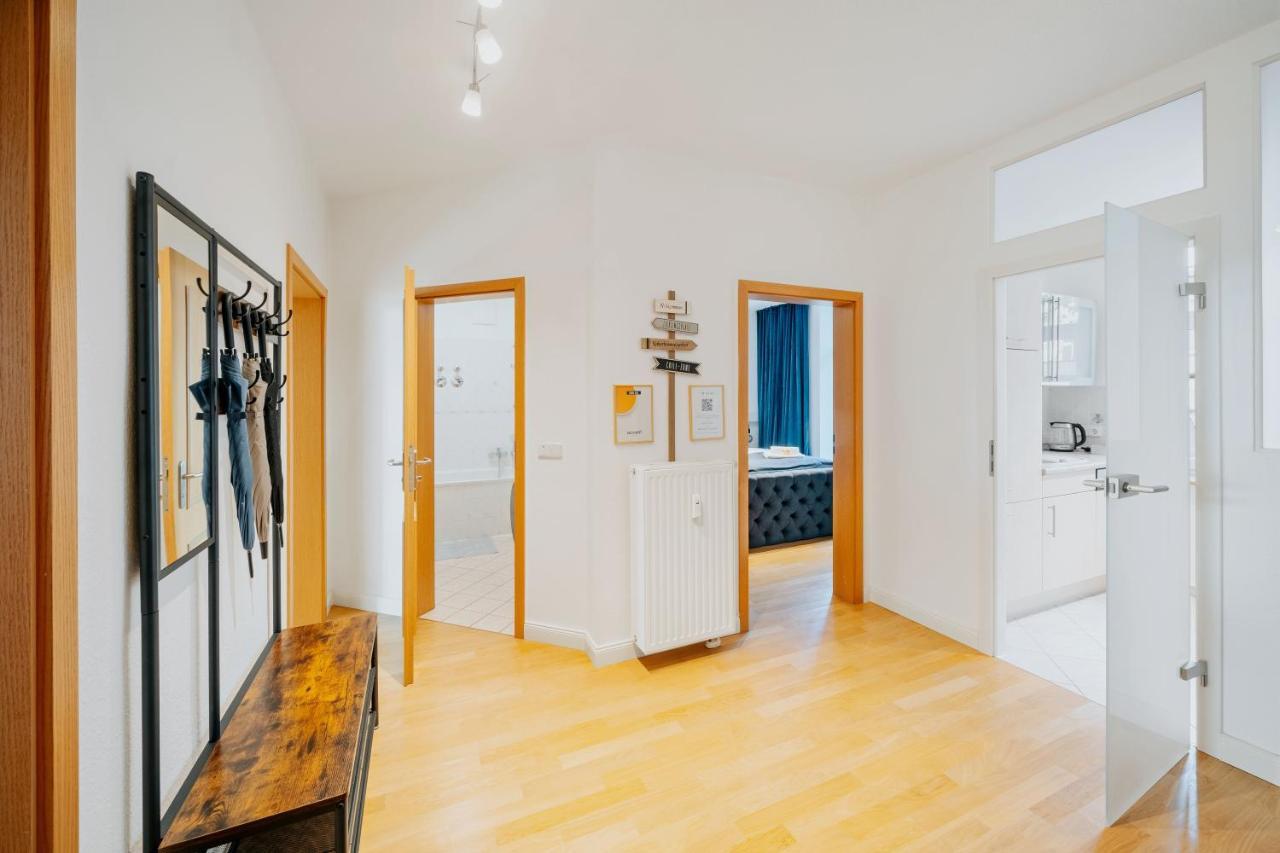 Blissplace 3 Zi Premium Apartment Nahe Getec Arena Mit Kingsize Betten Und Balkon Magdeburg Eksteriør bilde