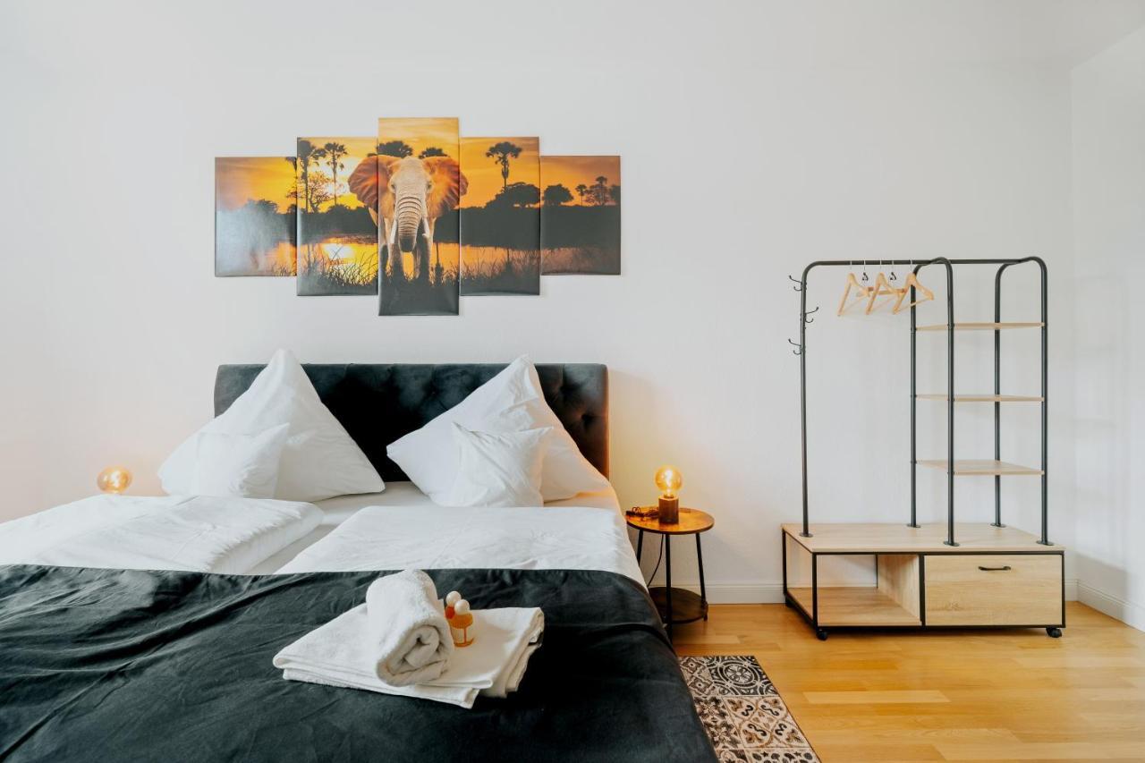 Blissplace 3 Zi Premium Apartment Nahe Getec Arena Mit Kingsize Betten Und Balkon Magdeburg Eksteriør bilde